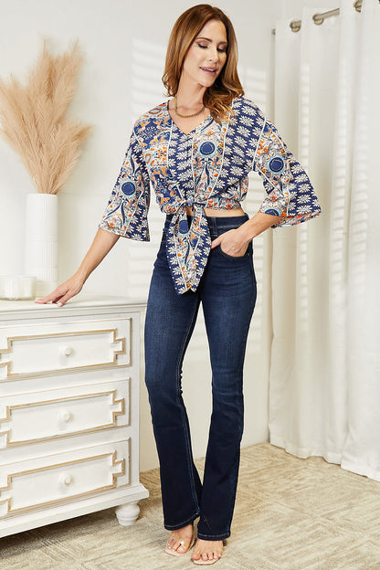 Tie Hem V-Neck Three-Quarter Sleeve Blouse